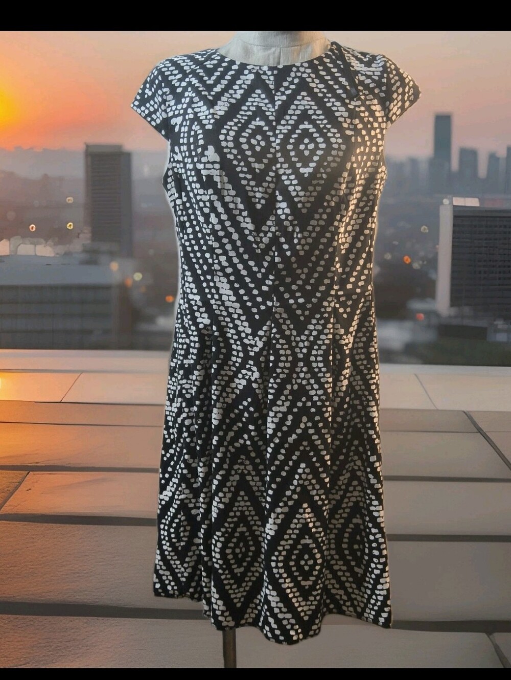 AB Studio Black and White Geometric Midi Dress Size 16